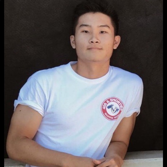 Profile Picture of Michael Bae (@baemichael6) on Poshmark