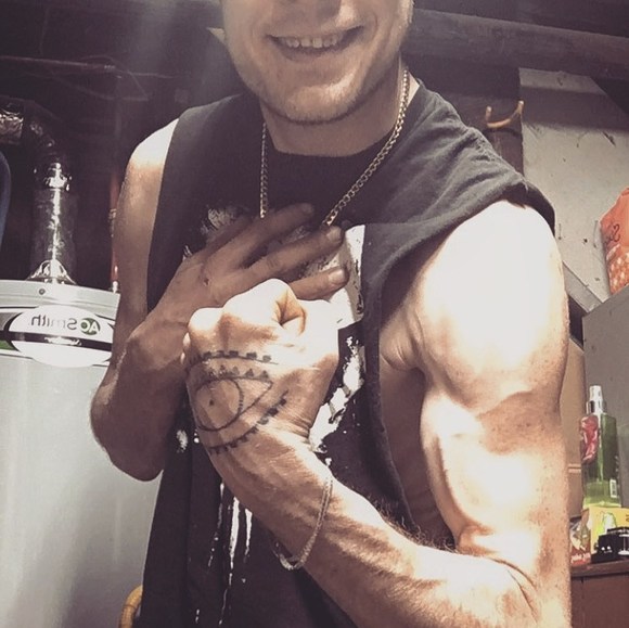 Profile Picture of Billy Pyke (@billypyke908) on Poshmark