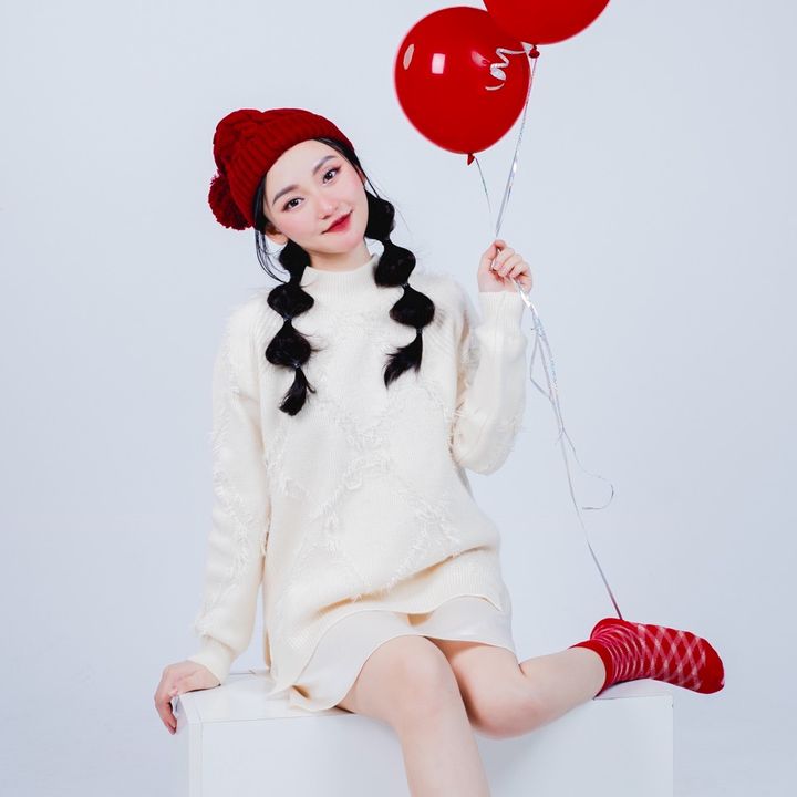 Profile Picture of Gina Verse (@ginaverse) on Tiktok