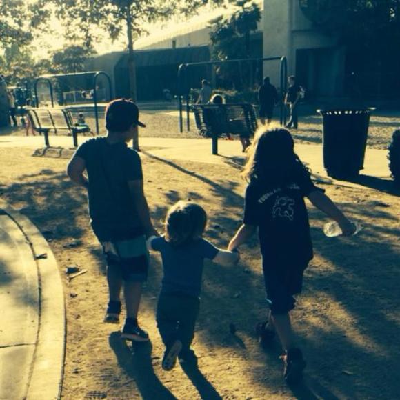 Profile Picture of Lisa Gruenbaum (@lisagru) on Poshmark