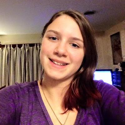 Profile Picture of Nichola Maynard (@Bluemoon9502) on Twitter
