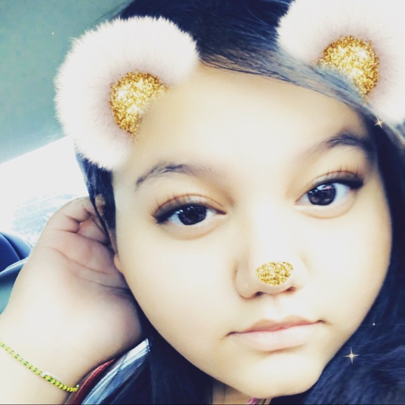 Profile Picture of Sasha Cabrera (@lover1234689) on Poshmark