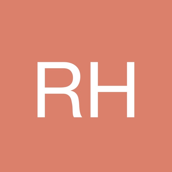 Profile Picture of Raleigh Hussmann (@rhuss1043) on Poshmark