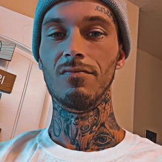 Profile Picture of john doe (@storie_jason) on Instagram