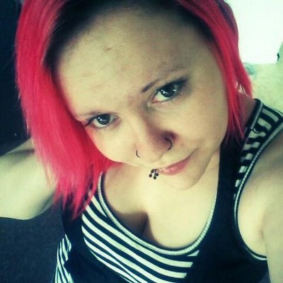 Profile Picture of Christina Ellsworth (@CME1315208) on Twitter