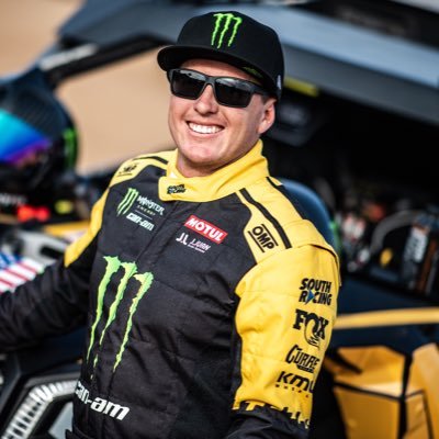 Profile Picture of Casey Currie (@CaseyCurrie) on Twitter
