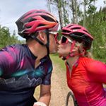 Profile Picture of Caroline Gleich and Rob Lea (@thedarlses) on Instagram