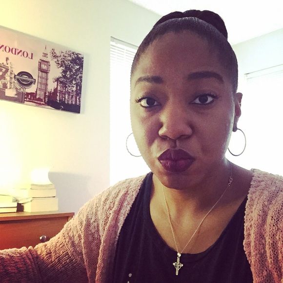 Profile Picture of Candice Daniel (@cococancan22) on Poshmark