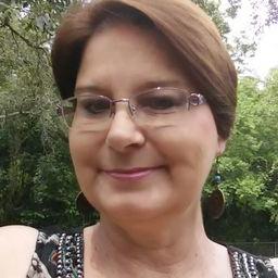 Profile Picture of Carol Wyatt (@oppalagirl50) on Twitter