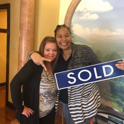 Profile Picture of Lori Maines, Realtor (@Loriteamtimmons) on Twitter