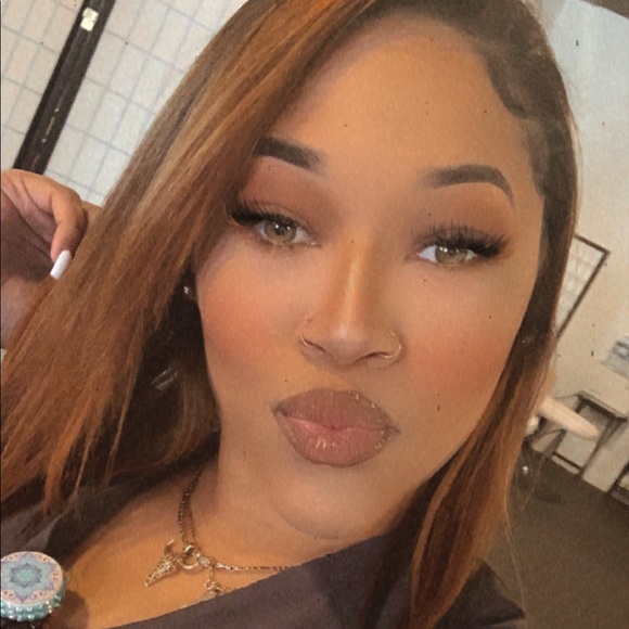 Profile Picture of Aaliyah Watson (@angelkreationz) on Poshmark