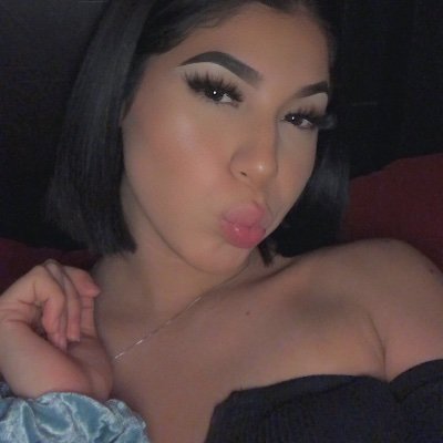 Profile Picture of April Ibarra (@ohboiiapril) on Twitter