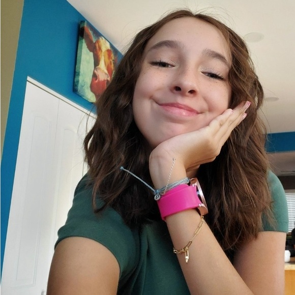 Profile Picture of Gianna Heckermann (@gigiboom21) on Poshmark
