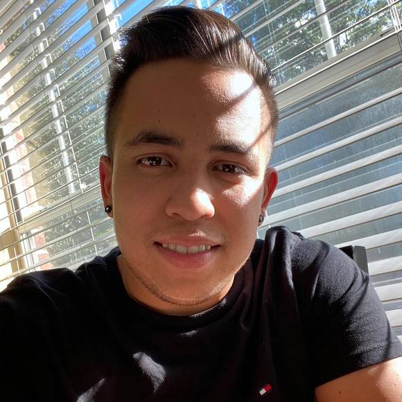 Profile Picture of Leonel Jaramillo (@leoneljl) on Poshmark