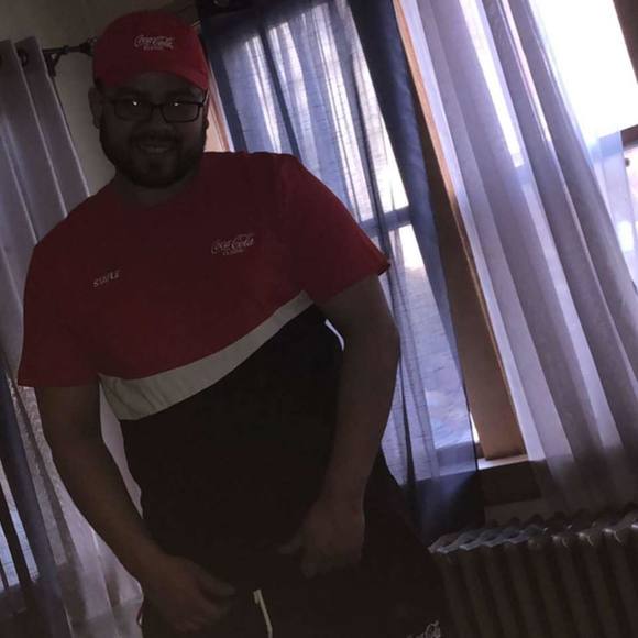 Profile Picture of Daniel Iglesias (@ralphpac12) on Poshmark