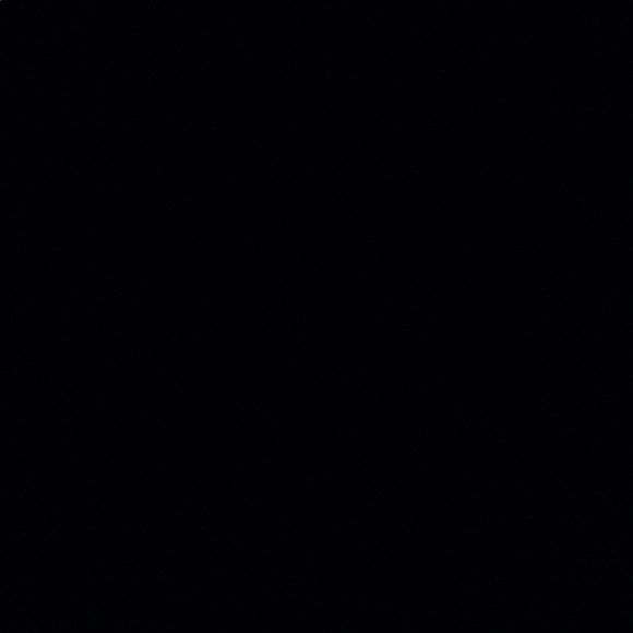 Profile Picture of Ashleigh Hahn (@ashleigh_hahn) on Poshmark