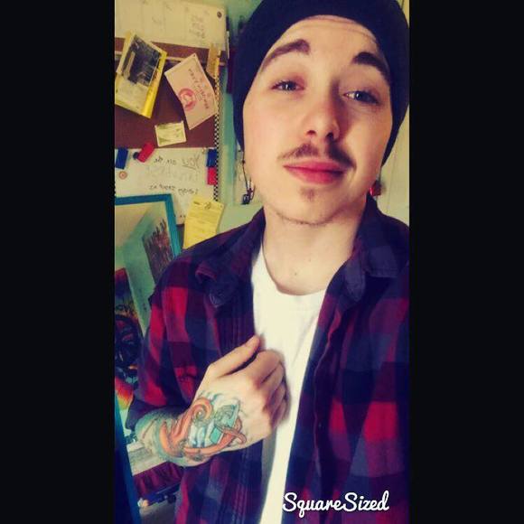 Profile Picture of Nicholas Spencer (@1996nickynicks) on Poshmark