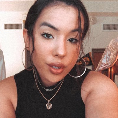 Profile Picture of Lauren Torres (@lux_laur) on Twitter