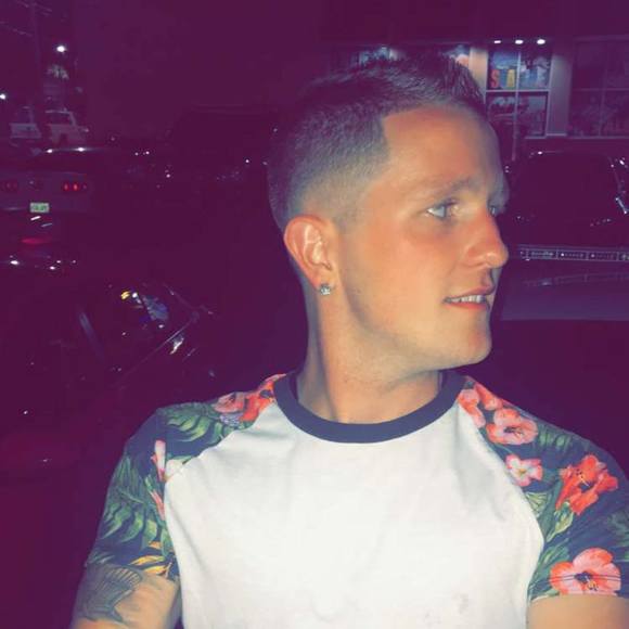 Profile Picture of Matthew Persinger (@mattpersinger29) on Poshmark