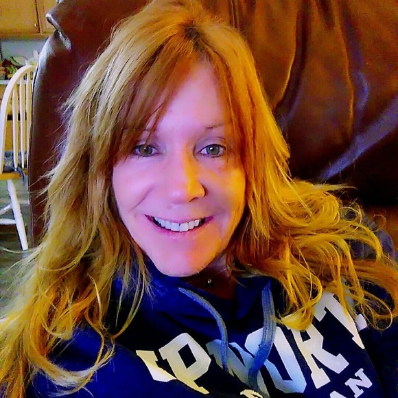 Profile Picture of Bobbie Butcher (@bobbiebutcher63) on Poshmark