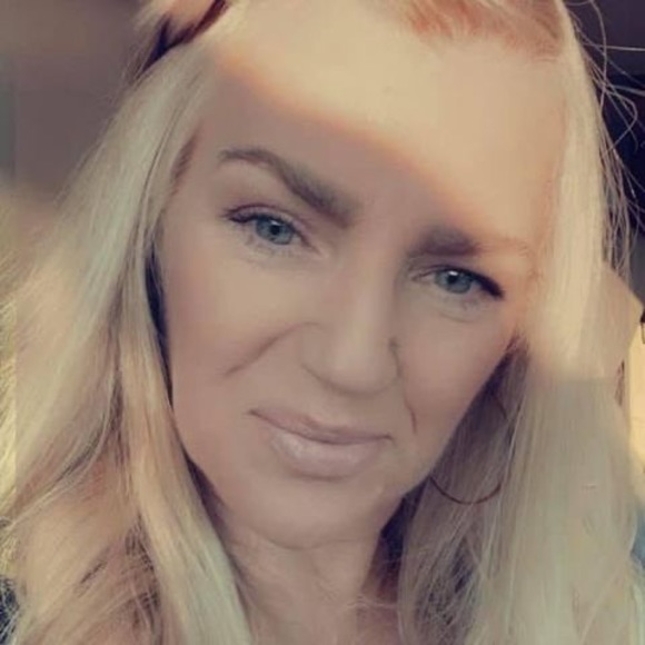 Profile Picture of Inge Wells (@ingewells) on Poshmark