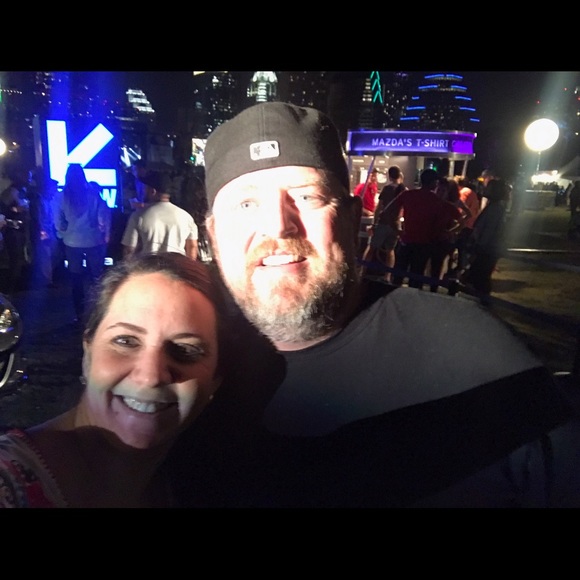 Profile Picture of Will Mitchell (@willmitchell) on Poshmark