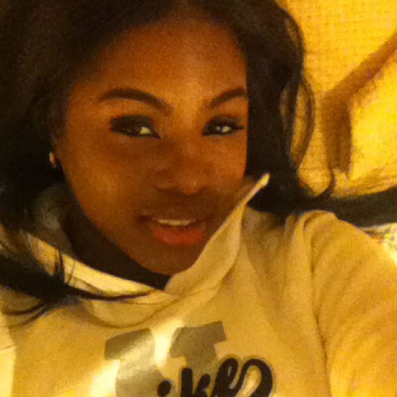 Profile Picture of Christina Duncan (@lovemechris) on Poshmark
