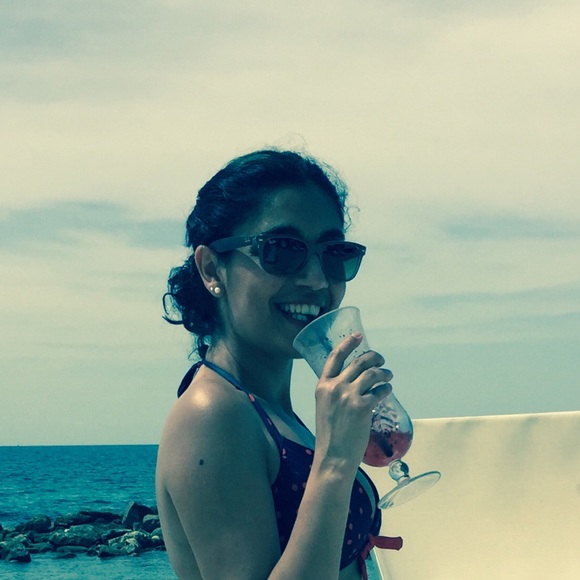 Profile Picture of Pochi Cerdeña (@pochicerdena) on Poshmark