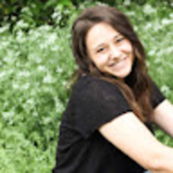 Chelsea Hennard - Poshmark Profile Picture of Chelsea Hennard (@chennard) on Poshmark