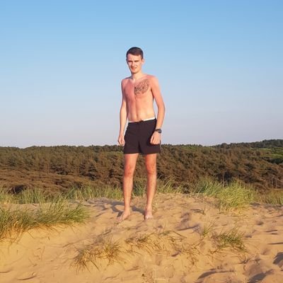 Profile Picture of Aaron (@a_usher_97) on Twitter