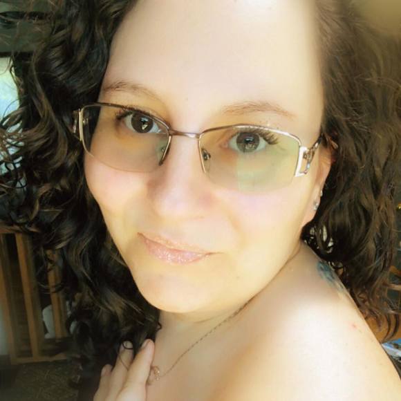 Jenny Fallat - Poshmark Profile Picture of Jenny Fallat (@jennyfallat) on Poshmark