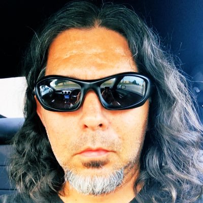 Profile Picture of Carlos J Laurel (@C_LosRun) on Twitter