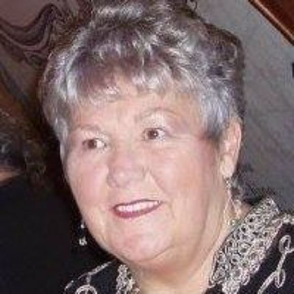 Profile Picture of Nancy Chenevert (@mnchenevert) on Poshmark