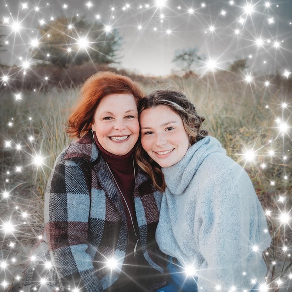 Profile Picture of Wendy Faulkingham (@wendyf814) on Poshmark