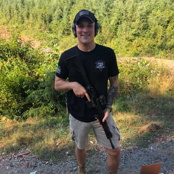 Profile Picture of Jordan Tranter (@jtrant555) on Poshmark