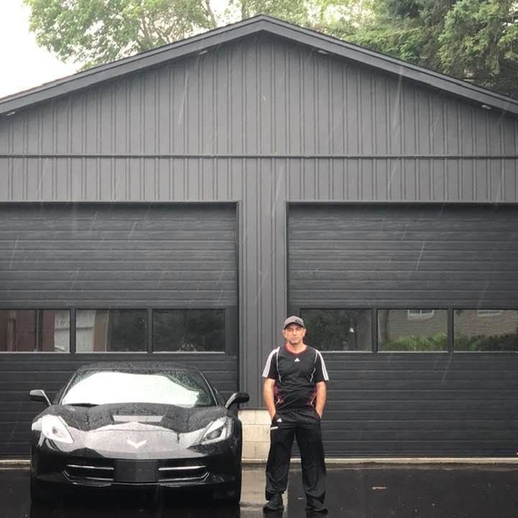 Profile Picture of Joe Araujo (@joe2chevy) on Poshmark