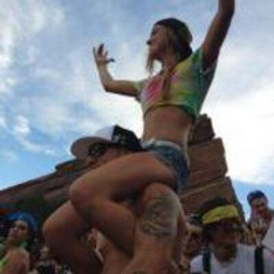 Profile Picture of Lillian Schneider (@LillianSchneid9) on Twitter