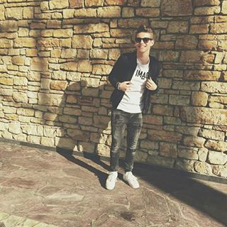 Profile Picture of Cade Wallace (@cade.wallace.92775) on Facebook