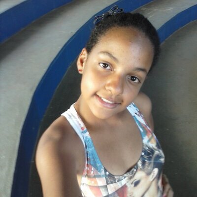 Profile Picture of Alexia Lima (@alexialima21) on Twitter