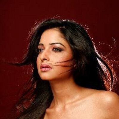 Profile Picture of Poonam Chauhan (@p22c) on Twitter