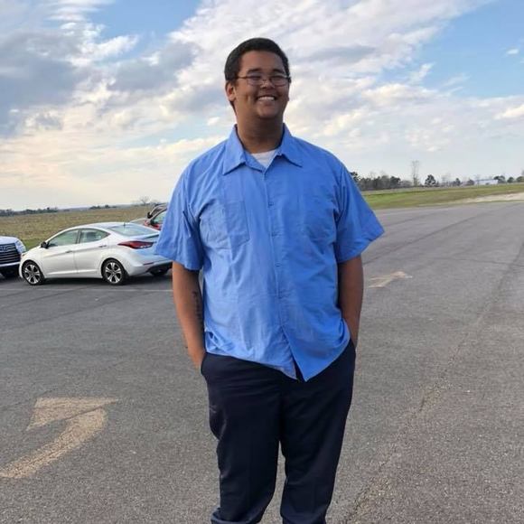 Profile Picture of Jamichael Wade (@jamichaelwade) on Poshmark