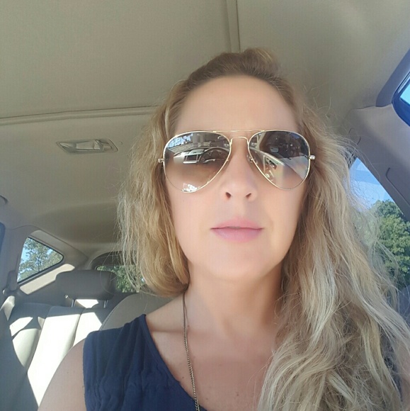 Profile Picture of Cecilia Gonzalez (@sofran) on Poshmark