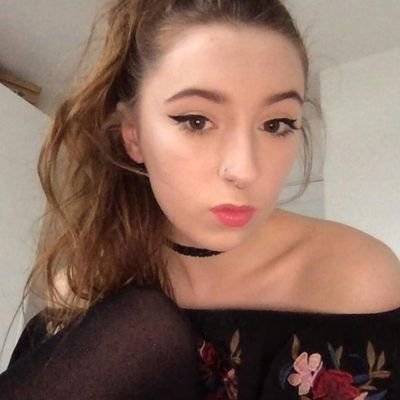 Profile Picture of Esther Cook (@Esthercook28) on Twitter