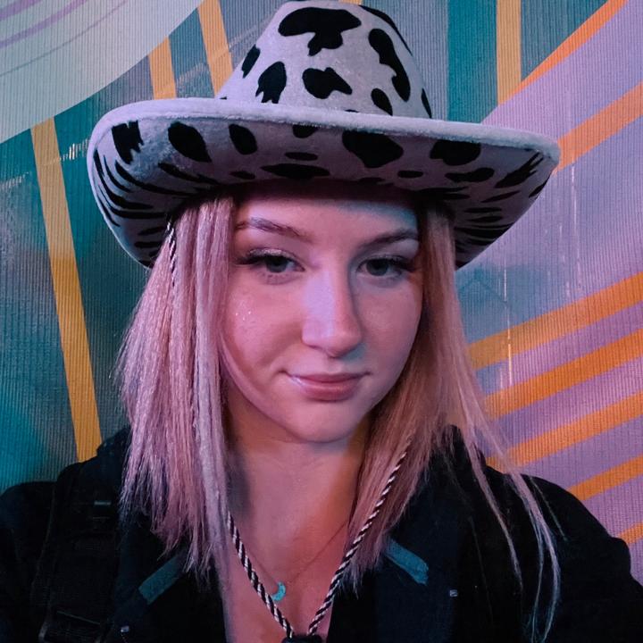 Profile Picture of Hannah Payne (@@hannahpayneee) on Tiktok