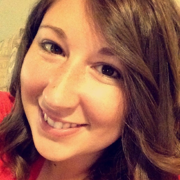 Profile Picture of Megan Abeln (@megabeln) on Poshmark