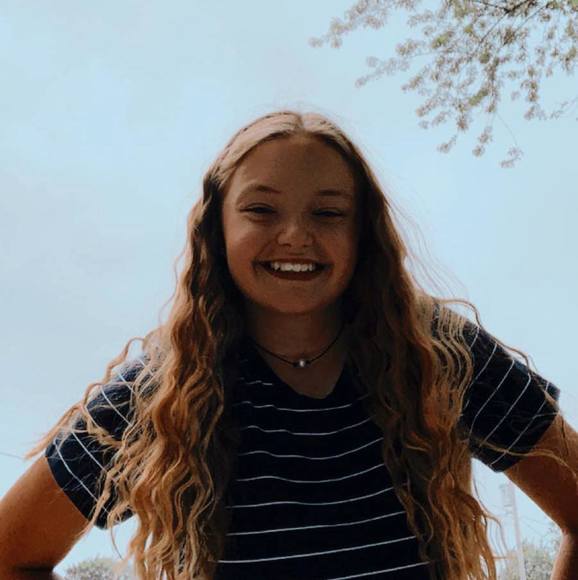 Profile Picture of Ava Cavey (@avcav12) on Poshmark