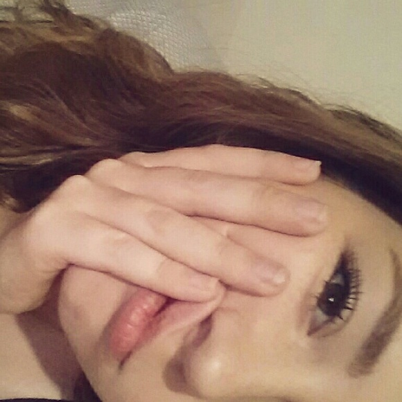 Profile Picture of Alysia Perez (@alysiaperez714) on Poshmark