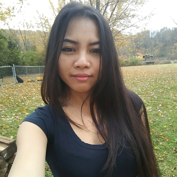 Profile Picture of Charisse Haithcoat (@charisse0612) on Poshmark