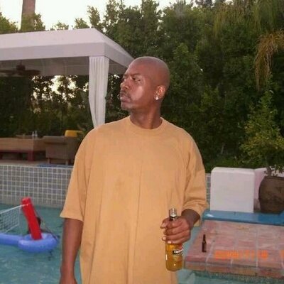 Profile Picture of Damon Thompson Sr (@DelanoFace69) on Twitter