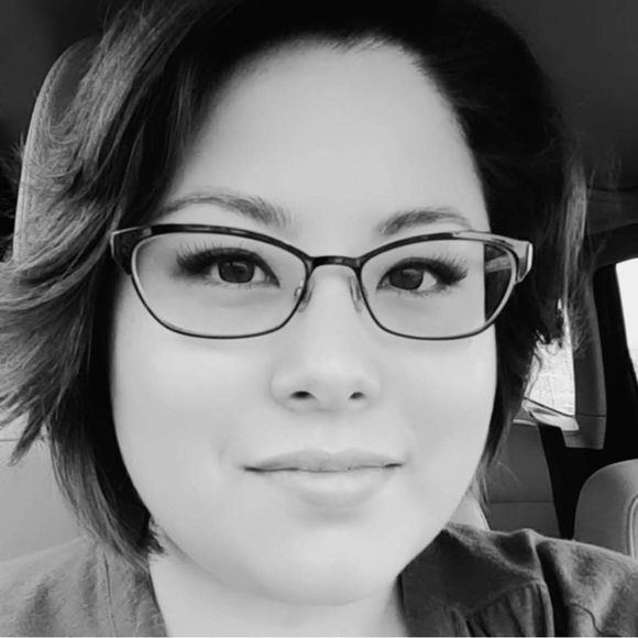 Christina Basalla - Poshmark Profile Picture of Christina Basalla (@cbasalla) on Poshmark